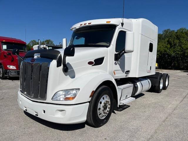 2021 Peterbilt 579-2