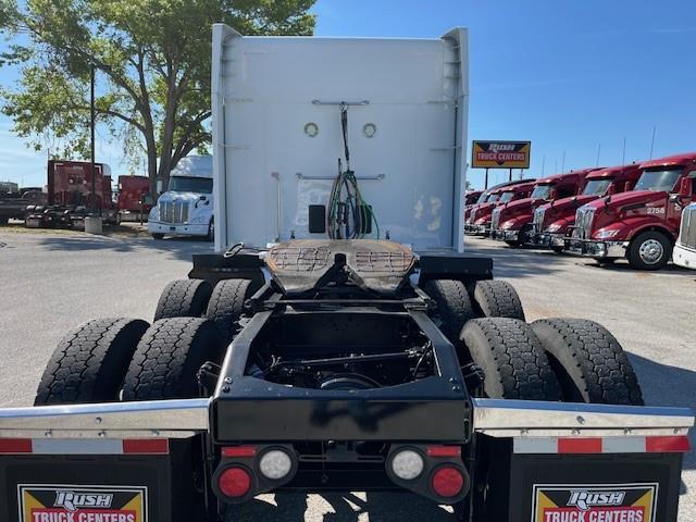 2021 Peterbilt 579-7
