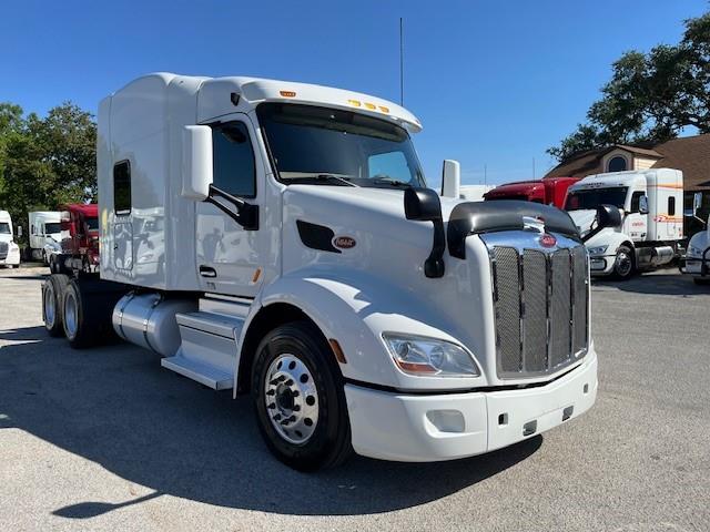 2021 Peterbilt 579-9