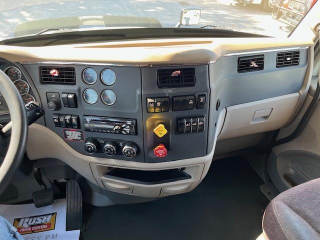 2021 Peterbilt 579-19