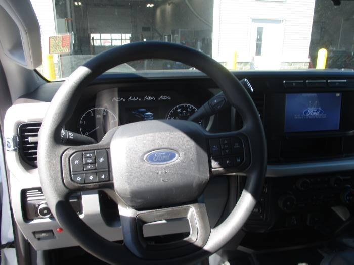 2024 Ford F-550-10
