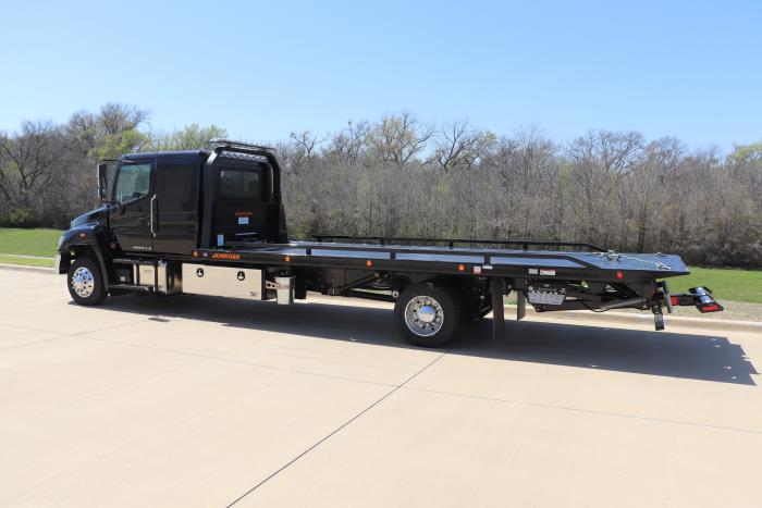 2025 Hino L6-4