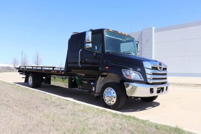 2025 Hino L6-10