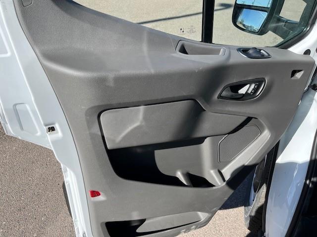 2024 Ford Transit-350-3