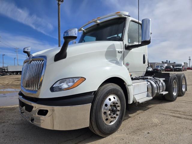 2022 International LT625-1