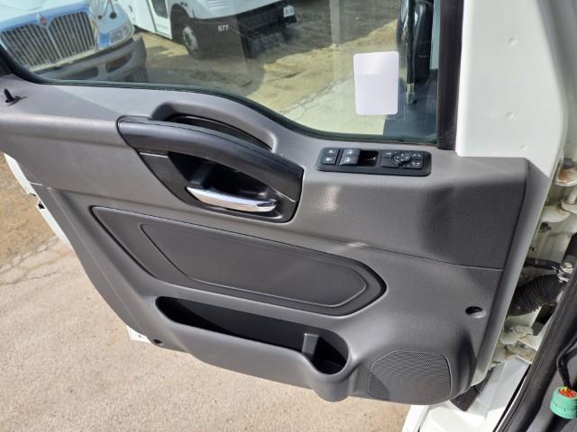 2022 International LT625-12