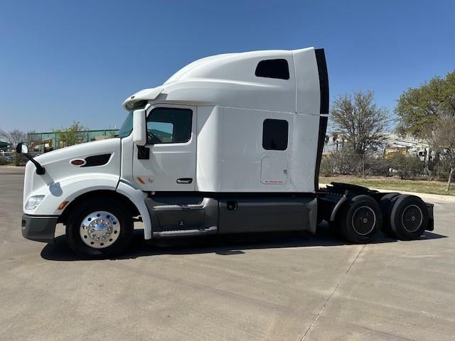 2021 Peterbilt 579-2