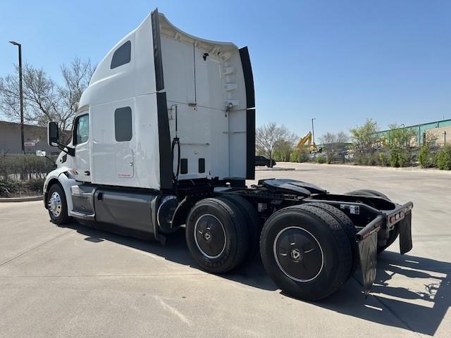 2021 Peterbilt 579-4