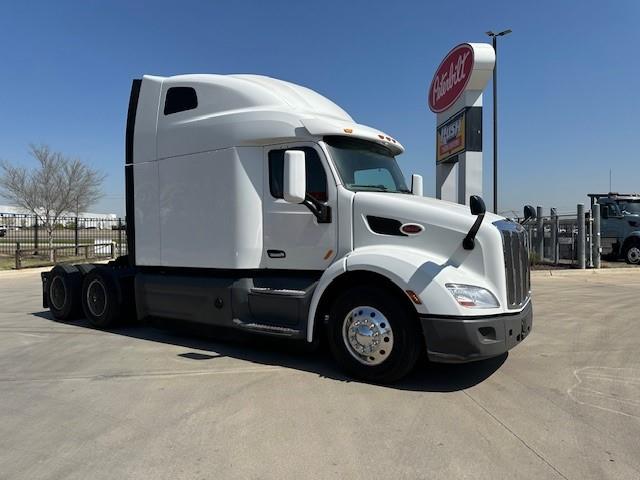 2021 Peterbilt 579-10