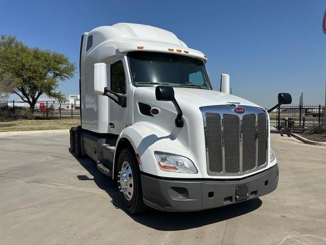 2021 Peterbilt 579-11