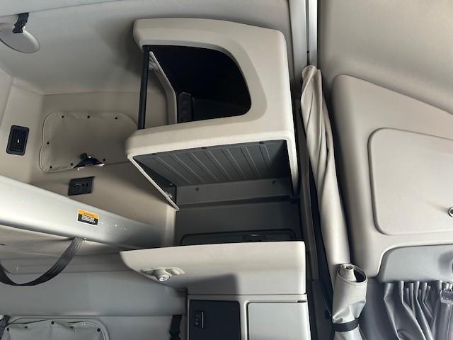 2021 Peterbilt 579-36