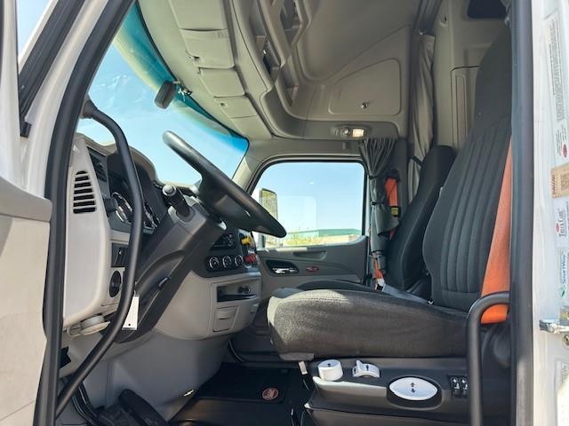 2021 Peterbilt 579-58