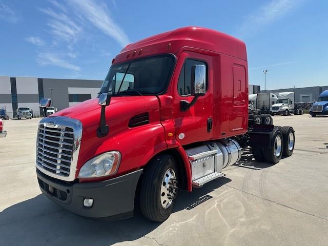 2019 Freightliner Cascadia-8