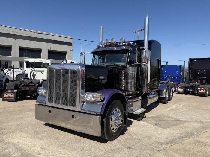 2023 Peterbilt 389-20