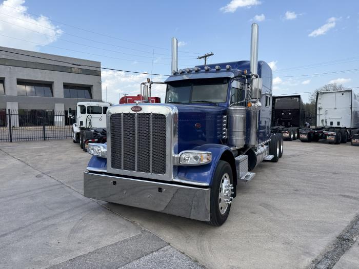 2022 Peterbilt 389-16