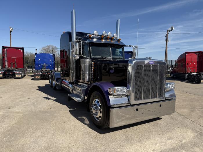 2023 Peterbilt 389-25