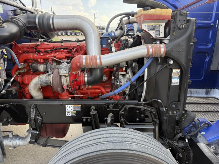 2022 Peterbilt 389-36