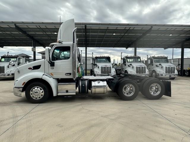 2020 Peterbilt 579-2