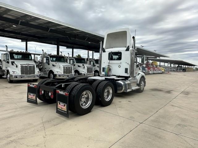 2020 Peterbilt 579-5