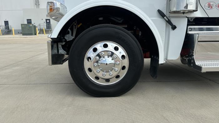 2026 Peterbilt 589-12