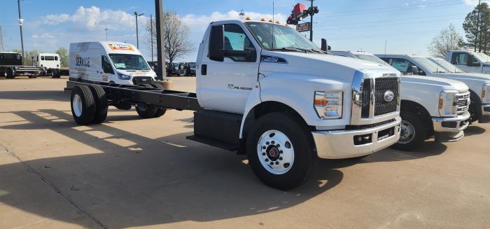 2025 Ford F-650-5