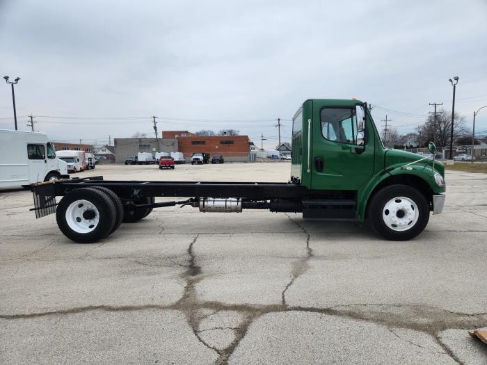 2016 Freightliner Business Class M2 106-6