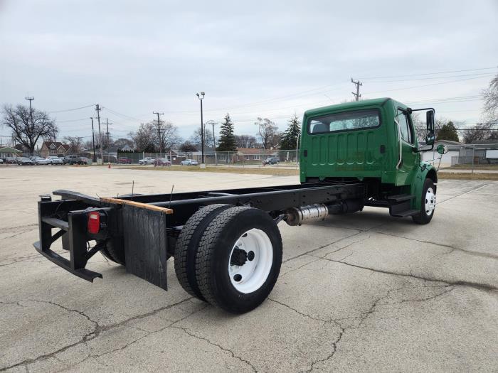 2016 Freightliner Business Class M2 106-5
