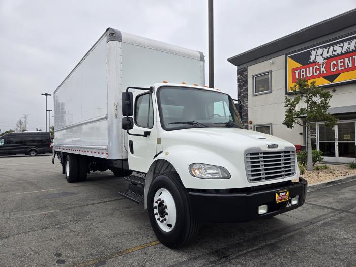 2018 Freightliner Business Class M2 106-3