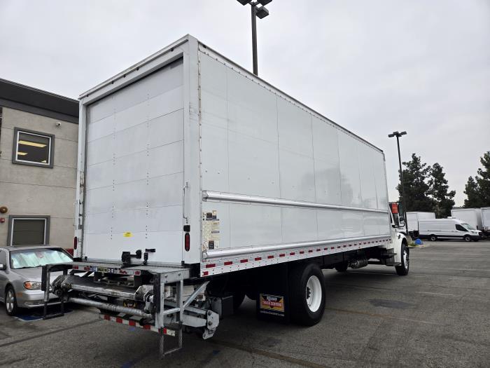 2018 Freightliner Business Class M2 106-9