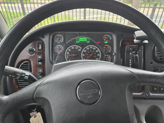 2018 Freightliner Business Class M2 106-13