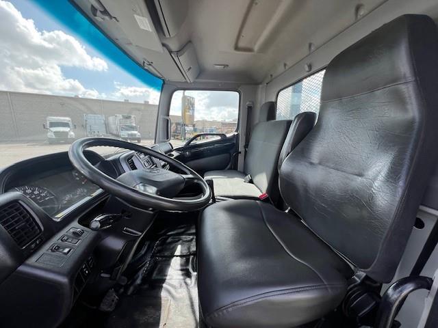 2018 Hino 268A-5