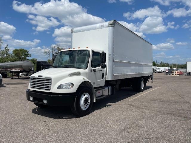 2018 Freightliner Business Class M2 106-1