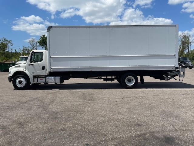 2018 Freightliner Business Class M2 106-2