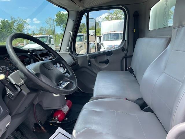 2018 Freightliner Business Class M2 106-13