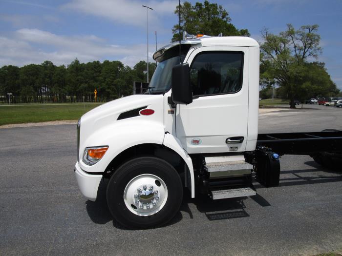 2025 Peterbilt 537-7