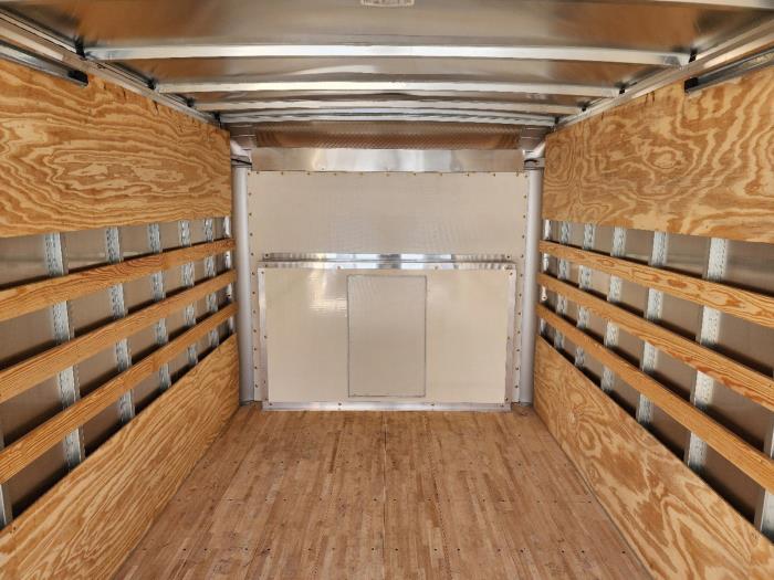 2025 Ford E-450-14