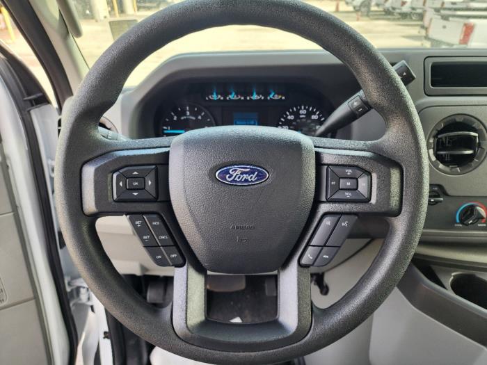 2025 Ford E-450-17