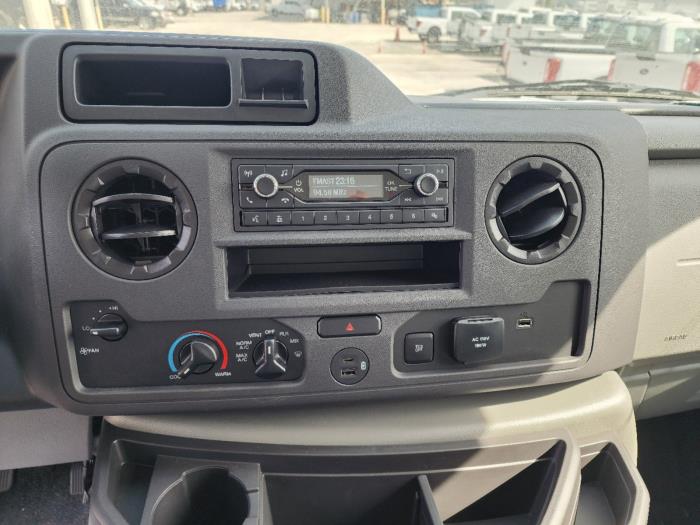 2025 Ford E-450-19