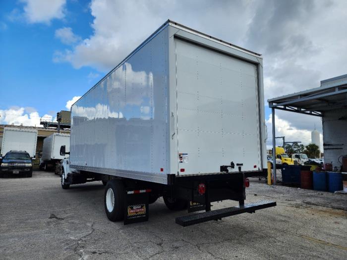 2025 Ford F-750-3