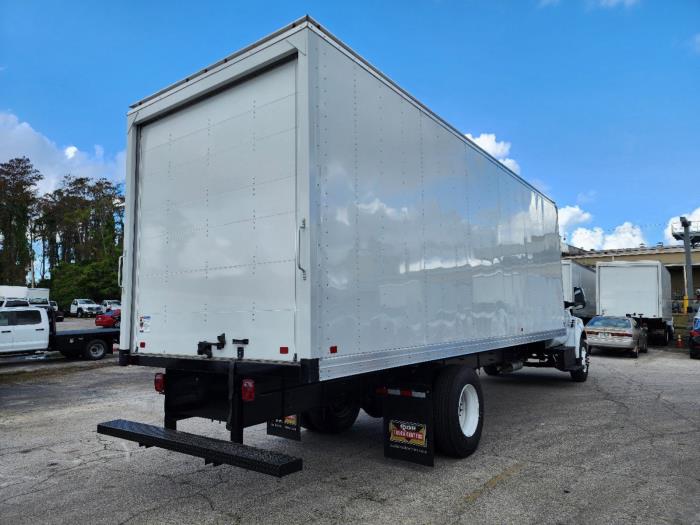 2025 Ford F-750-5