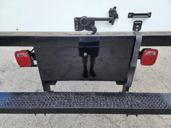 2025 Ford F-750-18