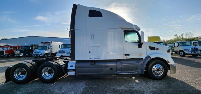 2020 Peterbilt 579-6