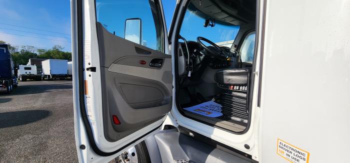 2020 Peterbilt 579-9