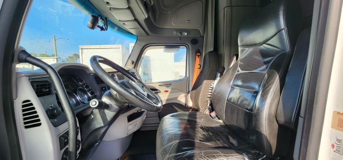 2020 Peterbilt 579-10