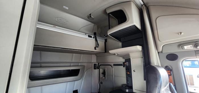 2020 Peterbilt 579-13