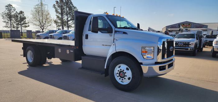 2025 Ford F-750-7