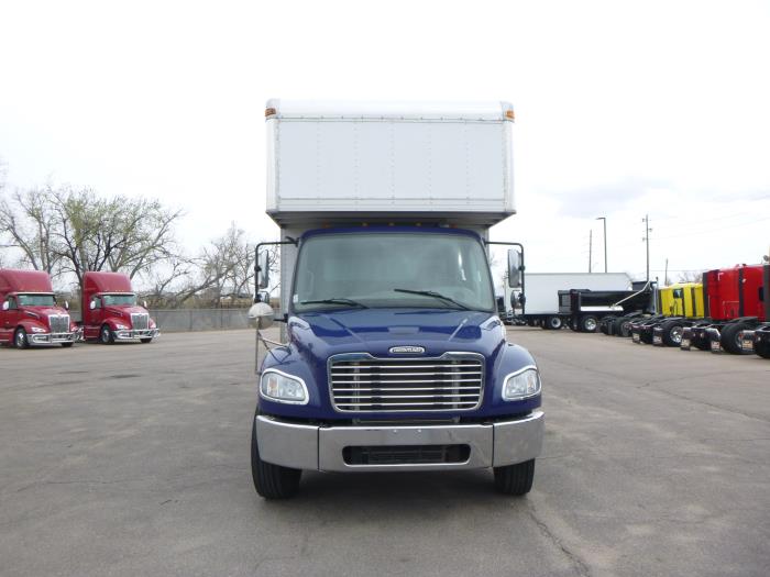 2017 Freightliner Business Class M2 106-3