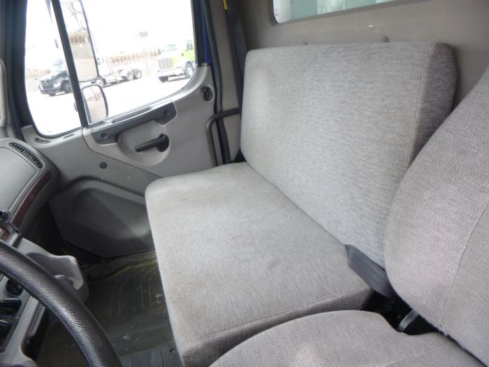 2017 Freightliner Business Class M2 106-18