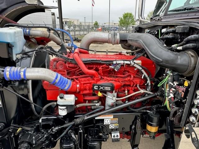 2022 Peterbilt 389-10