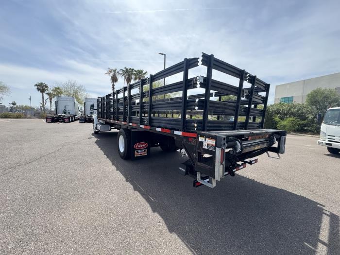2018 Ford F-650-2